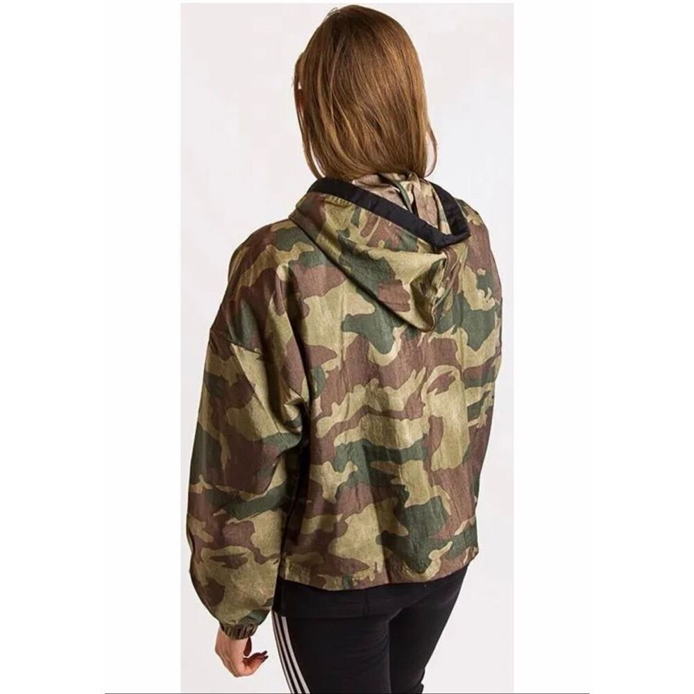 Adidas Camo Windbreaker - Picture 6 of 12